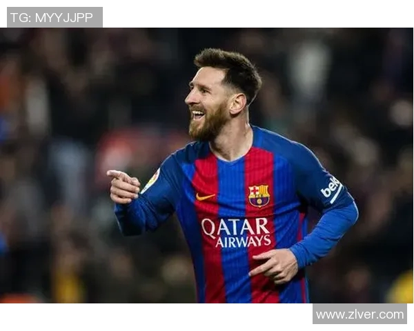 十六号球星的足球传奇之路：从初出茅庐到世界顶级明星