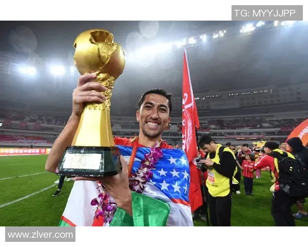 小烟枪背后的传奇故事与足球巨星的梦想之路 小烟枪背后的传奇故事与足球巨星的梦想之路